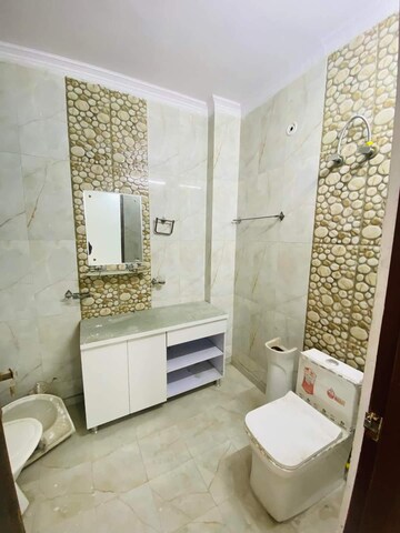 Attached Bathroom in 3 BHK Builder Floor at Green Fields Colony – for Sale