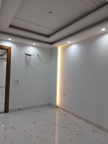 Bedroom in 4 BHK Builder Floor at Green Fields Colony – for Sale