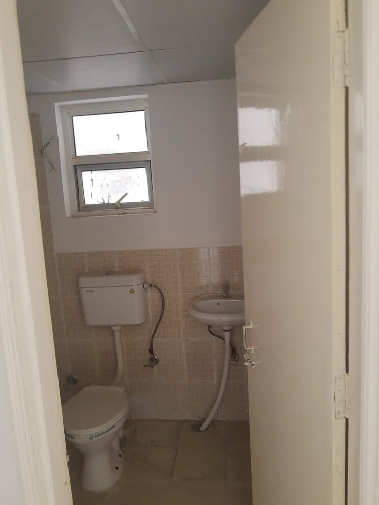 Bathroom, gls-arawali-homes 2 Bedroom 571 Sq.Ft. Apartment In Sohna Sector 4 Gurgaon 7255377
