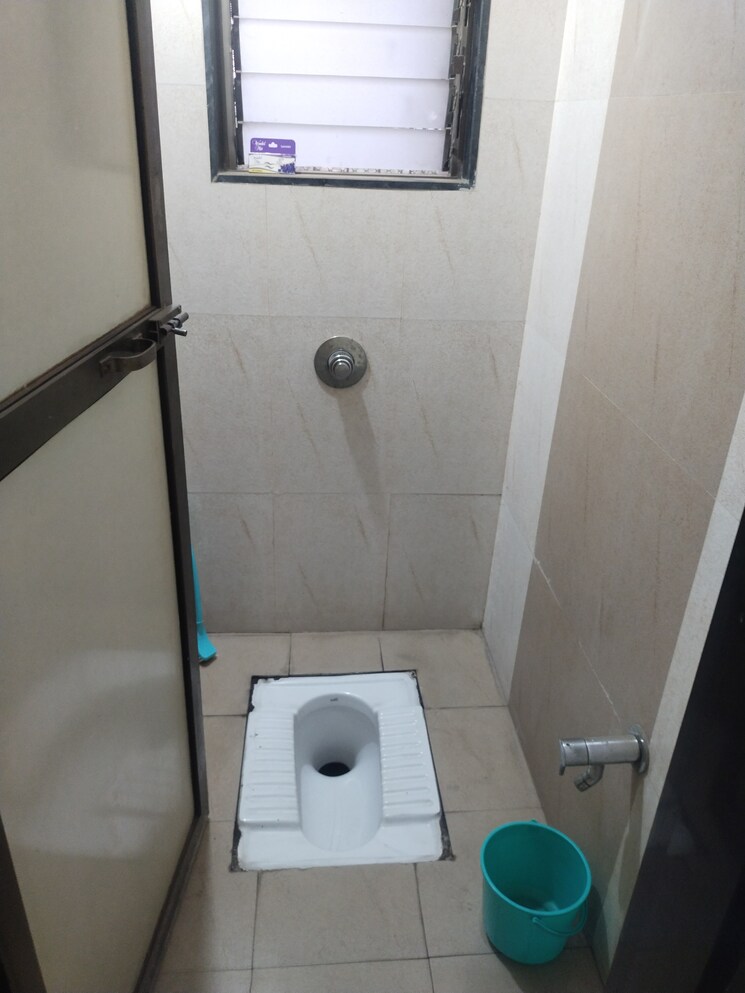 Bathroom, sia-palace-chs 1 Bedroom 645 Sq.Ft. Apartment In Airoli Sector 8a Navi Mumbai 7255674