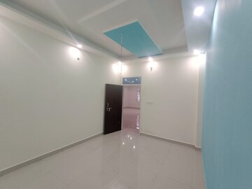 Room in 3 BHK Independent House at Amar Shaheed Path – for Sale