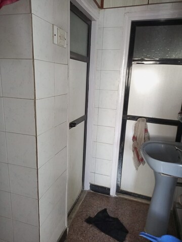 Bathroom in 2 BHK Apartment at HDIL Dheeraj Upvan 1, Borivali East – for Sale