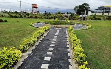 Land For Sale in Ujjain Road
