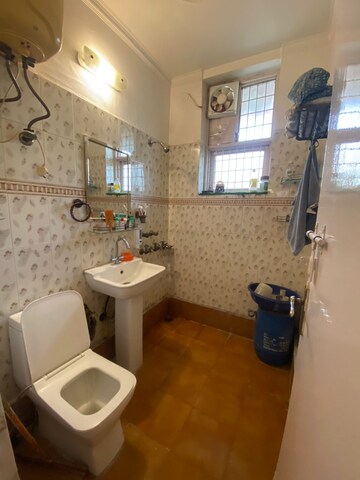 Bathroom in 3 BHK Builder Floor at Green Fields Colony – for Sale