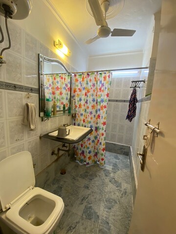 Bathroom in 3 BHK Builder Floor at Green Fields Colony – for Sale