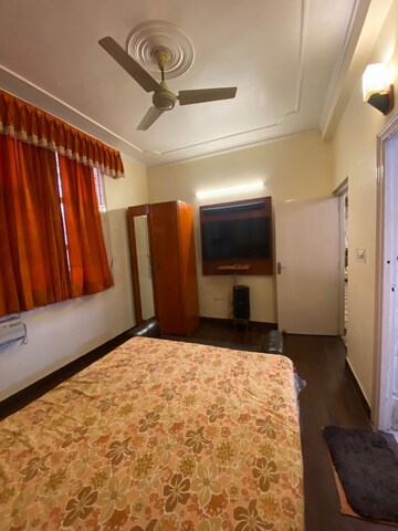 Bedroom in 3 BHK Builder Floor at Green Fields Colony – for Sale