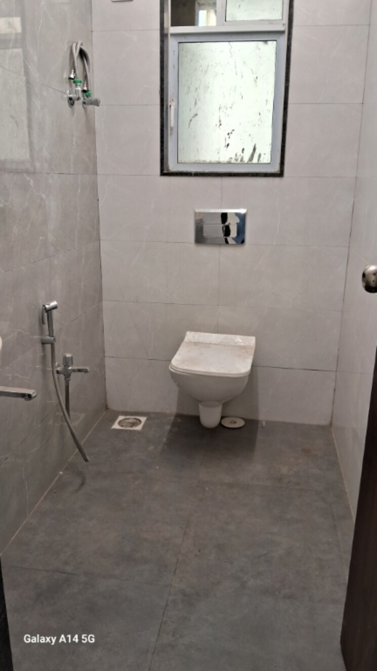 Bathroom, olympia-tower 2 Bedroom 655 Sq.Ft. Apartment In Byculla Mumbai 7255916