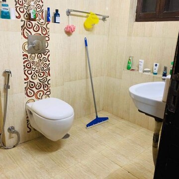 Bathroom in 3 BHK Builder Floor at Ansal Sushant Lok I, Sushant Lok I – for Sale