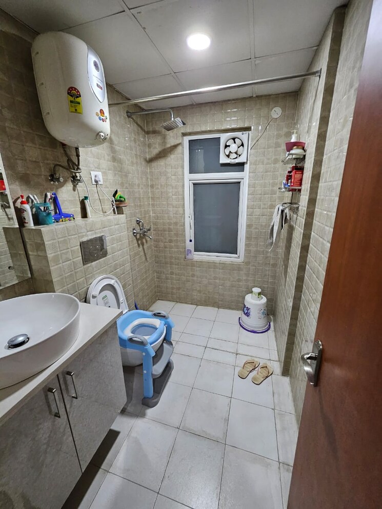 Bathroom, ace-palm-floors 2 Bedroom 1090 Sq.Ft. Apartment In Sector 89 Gurgaon 7256558