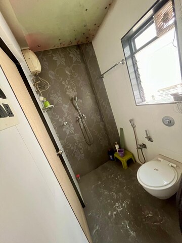 Furnished Amenities in 1 BHK Apartment at Vasant Utsav Mumbai, Kandivali East – for Sale