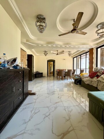 Parking in 2.5 BHK Apartment at Evershine Crown, Kandivali East – for Sale