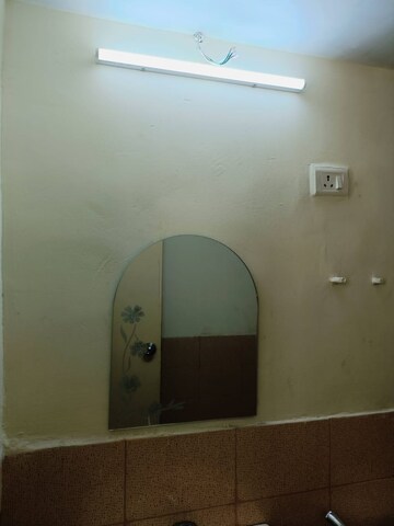 Furnished Amenities in 3.5 BHK Apartment at Jaypee Greens Aman, Sector 151 – for Sale