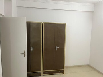 Room in 3 BHK Apartment at Vatika Lifestyle Homes, Sector 83 – for Sale