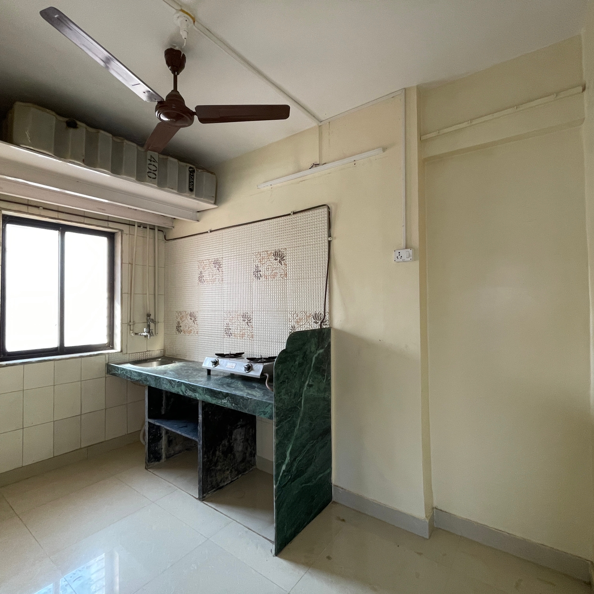 1 BHK Apartment For Resale in Dahisar East Mumbai  7257498