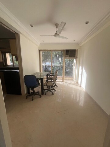 Living Room in 4 BHK Apartment at Jumbo Apartment, Bandra West – for Sale