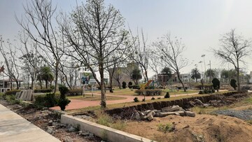 Plot Area in  Plot at Vidhan Sabha Marg – for Sale