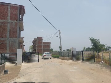  Plot – Exterior View View at Gosainganj - for Sale