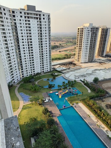 Balcony in 3 BHK Apartment at Omaxe Lake, North Mullanpur – for Sale