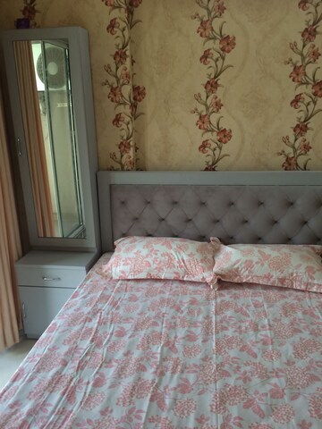Bedroom in 4 BHK Apartment at Jangid Complex, Mira Road – for Sale