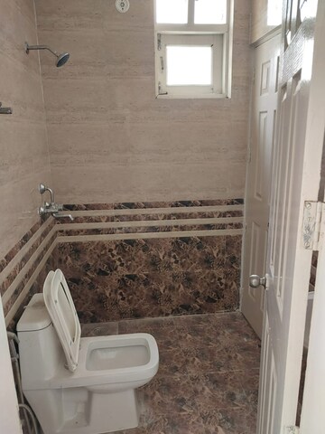 Bathroom in 3 BHK Independent House at BPTP Parkland Pride, Sector 77 – for Sale