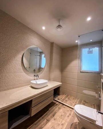 Bathroom in 4 BHK Builder Floor at Royal Homez, Sector 43 – for Sale