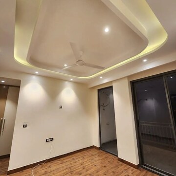 Room in 4 BHK Builder Floor at Sector 43 – for Sale