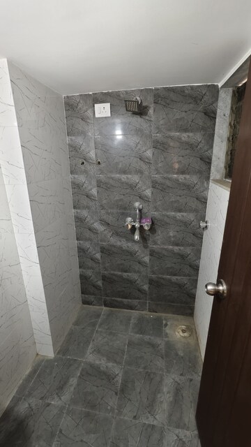 Bathroom in 1 BHK Apartment at Shantee Sunshine Residency, Naigaon East – for Sale