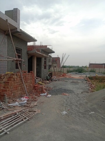 1 BHK Independent House – Exterior View View at Chhapraula - for Sale