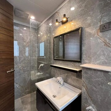 Kitchen in 4 BHK Builder Floor at DLF City Phase III, Sector 24 – for Sale