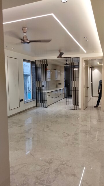 3 BHK Builder Floor For Sale in Anand Vihar