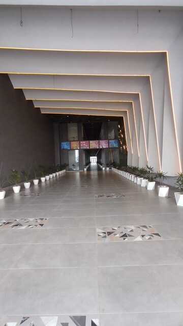  Showroom For Sale in Aerocity