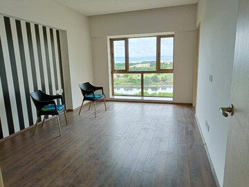 Room in 5 BHK Apartment at Panchshil Eon Waterfront I, Kharadi – for Sale