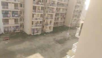 Parking in 2 BHK Apartment at Suncity Avenue 102, Sector 102 – for Sale