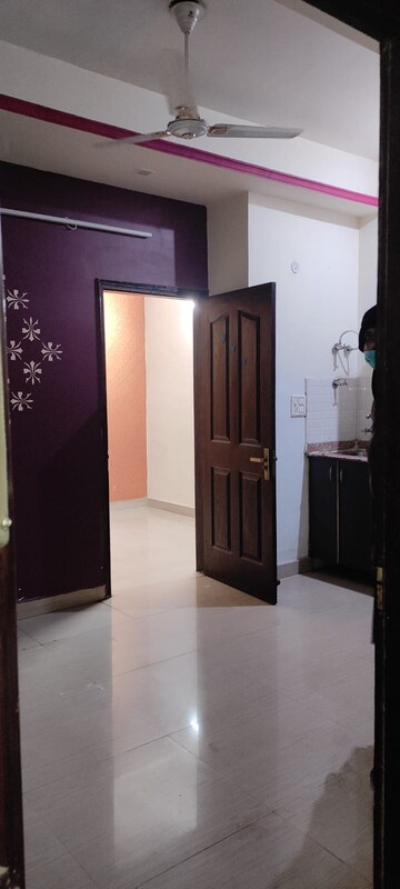 Room in 1.5 BHK Apartment at ABCZ East Avenue, Sector 73 – for Sale