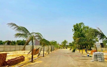 Plot For Sale in Gomti Nagar