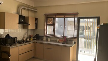 Kitchen in 2.5 BHK Builder Floor at M3M Soulitude, Sector 89 – for Sale