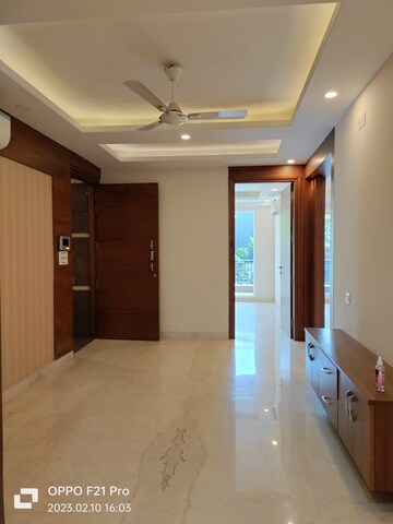Building Lobby in 3 BHK Apartment at DLF The Skycourt, Sector 86 – for Sale