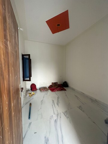 Bedroom in 3 BHK Independent House at Banjarawala – for Sale