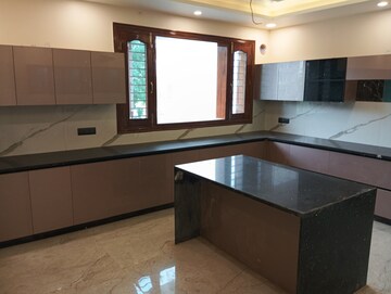 Kitchen in 4 BHK Builder Floor at BPTP Park Central, Sector 85 – for Sale