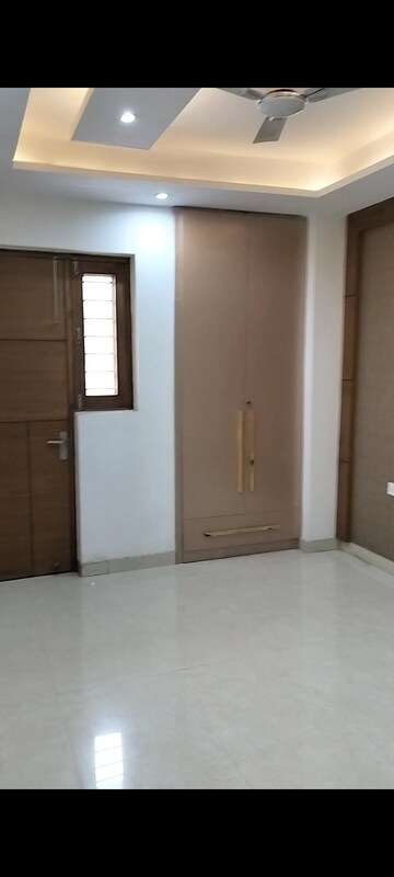 3 BHK Builder Floor For Sale in Carnation Greens, Sector 8