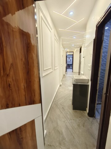 Building Lobby in 3 BHK Builder Floor at Uttam Nagar – for Sale