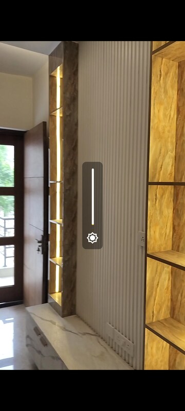 Furnished Amenities in 3 BHK Builder Floor at Sector 8 – for Sale