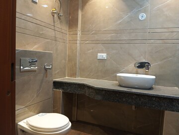 Bathroom in 3 BHK Builder Floor at BPTP Park Central, Sector 85 – for Sale