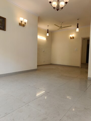Room in 3 BHK Builder Floor at Ansal Sushant Residency, Sushant Lok Iii – for Sale