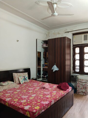 Bedroom in 3 BHK Builder Floor at Sector 15 – for Sale