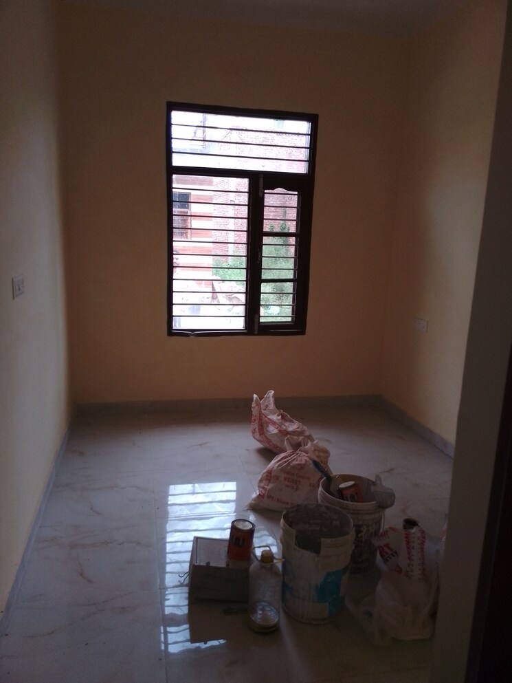 Room, ludhiana chandigarh hwy 2 Bedroom 75 Sq.Yd. Independent House In LudhianA Chandigarh Hwy Mohali 7260516