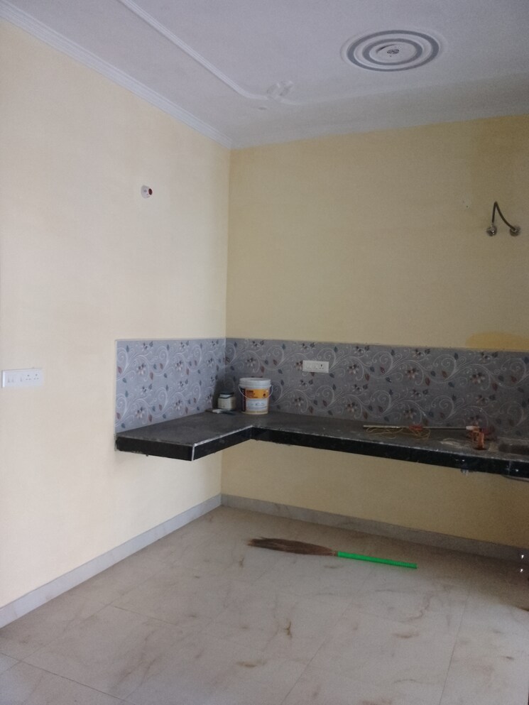 Kitchen, ludhiana chandigarh hwy 2 Bedroom 75 Sq.Yd. Independent House In LudhianA Chandigarh Hwy Mohali 7260516