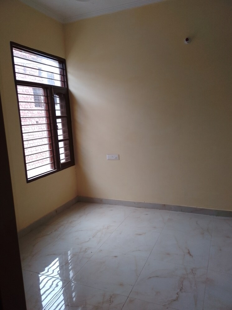 Room, ludhiana chandigarh hwy 2 Bedroom 75 Sq.Yd. Independent House In LudhianA Chandigarh Hwy Mohali 7260516