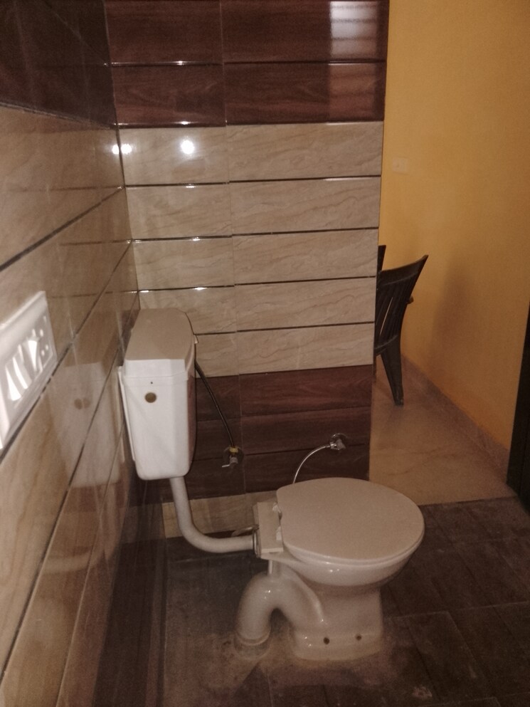 Bathroom, ludhiana chandigarh hwy 2 Bedroom 75 Sq.Yd. Independent House In LudhianA Chandigarh Hwy Mohali 7260516