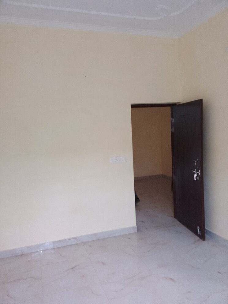 Room, ludhiana chandigarh hwy 2 Bedroom 75 Sq.Yd. Independent House In LudhianA Chandigarh Hwy Mohali 7260516